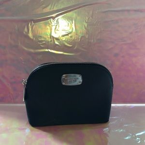 Michael kors cosmetic pouch
